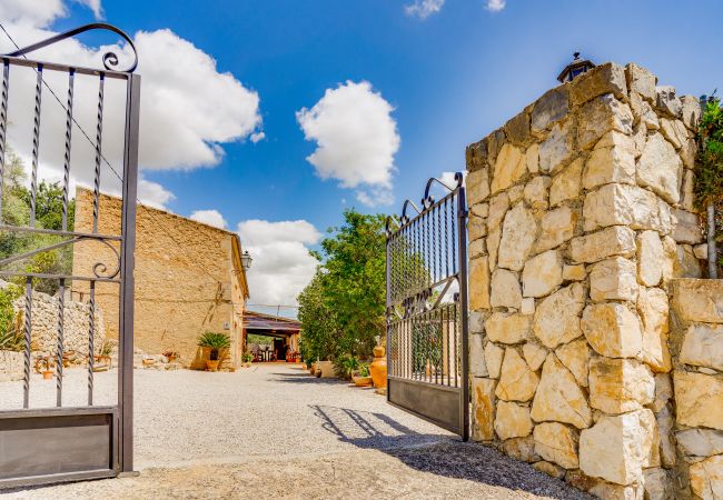 Country house in Lloret de Vistalegre - C344 Bielo by Mallorca Villa Selection Country house in Lloret de Vistalegre - C344 Bielo by Mallorca Villa Selection