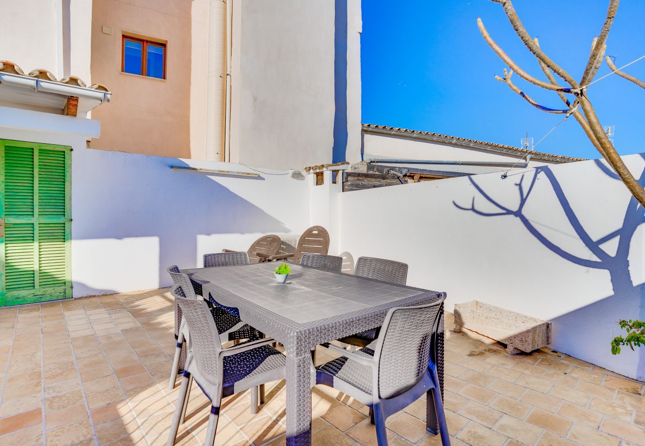 House in Alcudia - CAS SASTRE for 6 persons in the historical centre of Alcudia