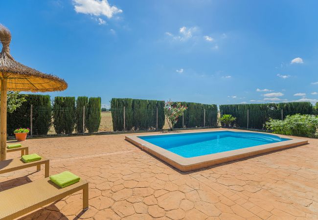 Villa in Sencelles - GRAU PETIT Natural stone villa with swimming pool and Wi-Fi
