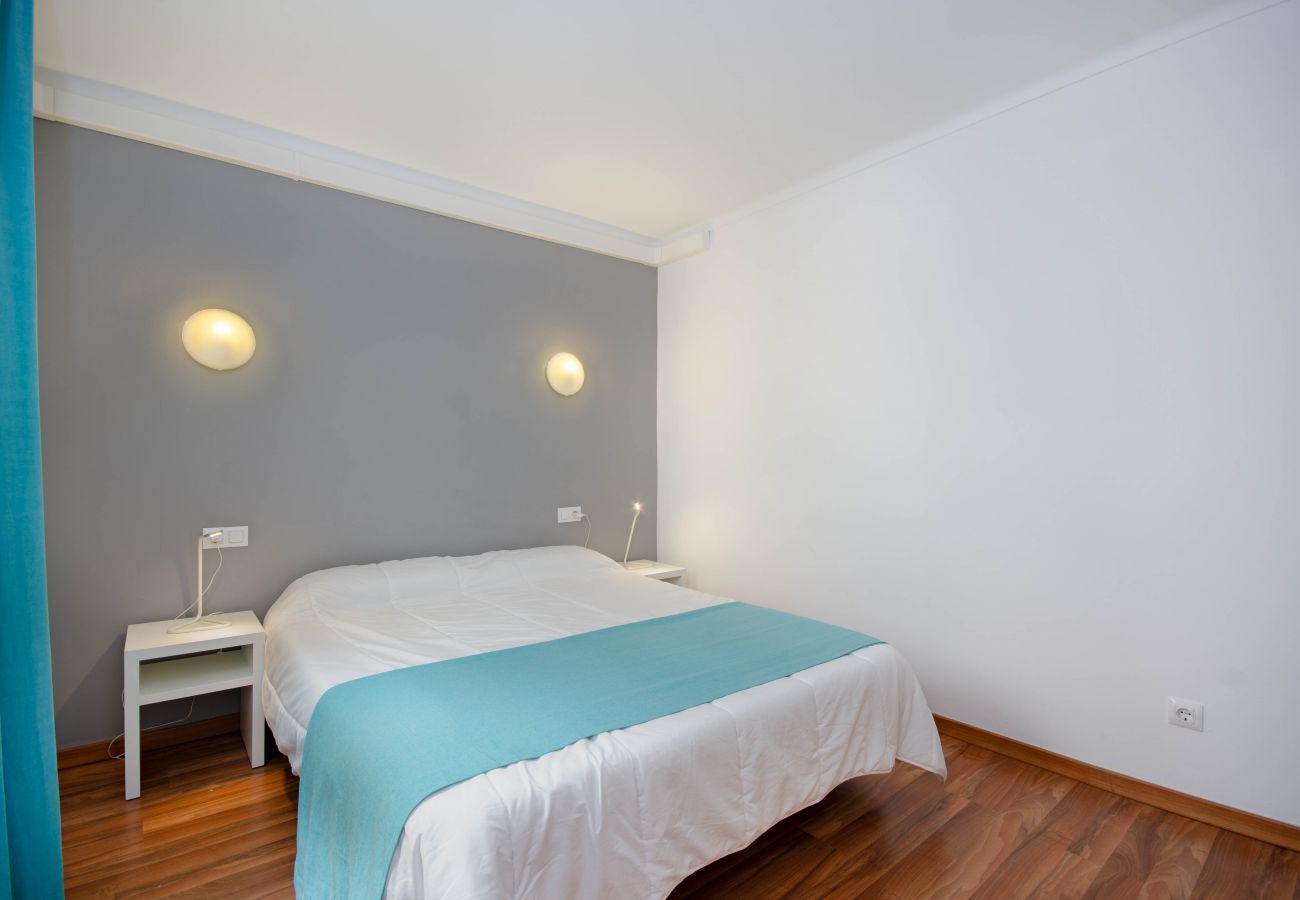 Apartment in S´illot-Cala morlanda - ROSA DEL VENTS 2-A with terrace and sea views