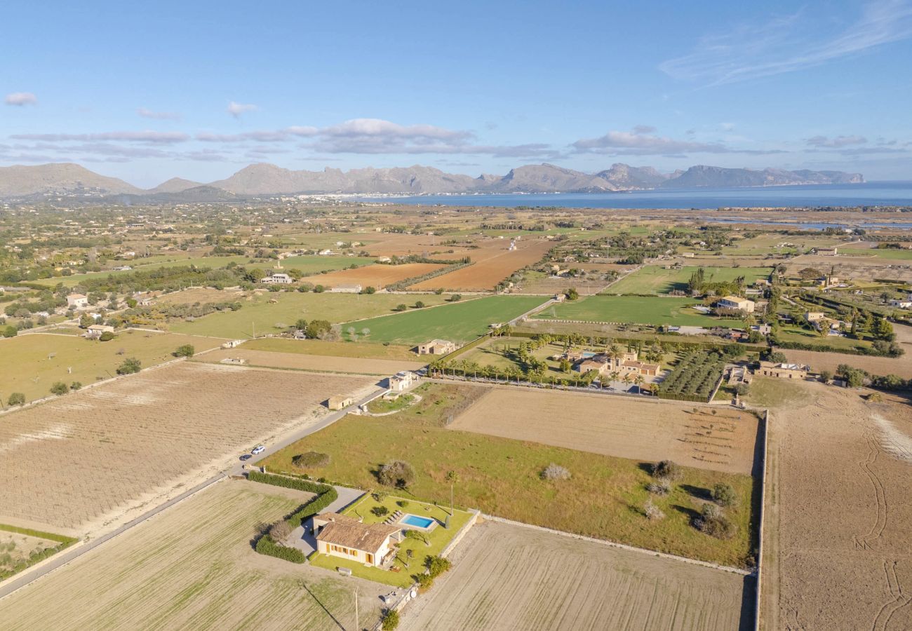 Villa in Alcudia - Els Evols for 6 with pool between Pollensa and Alcudia