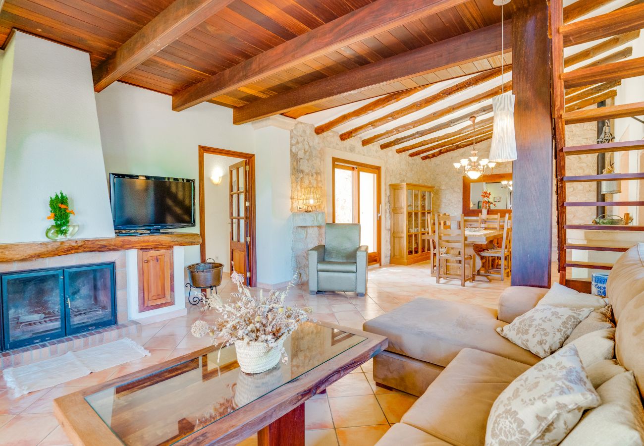 Country house in Petra - Nines with pool for 6 in Petra