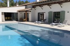 Villa/Dettached house in Palma de Mallorca - Villa de lujo en golf Son Vida (Palma)