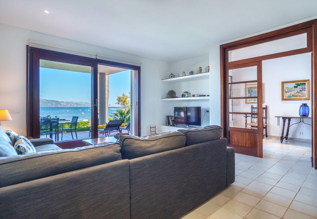 Appartement à Alcudia - PERICAS première ligne de la mer d'Alcudia, pour 8 p. WiFi gratuit