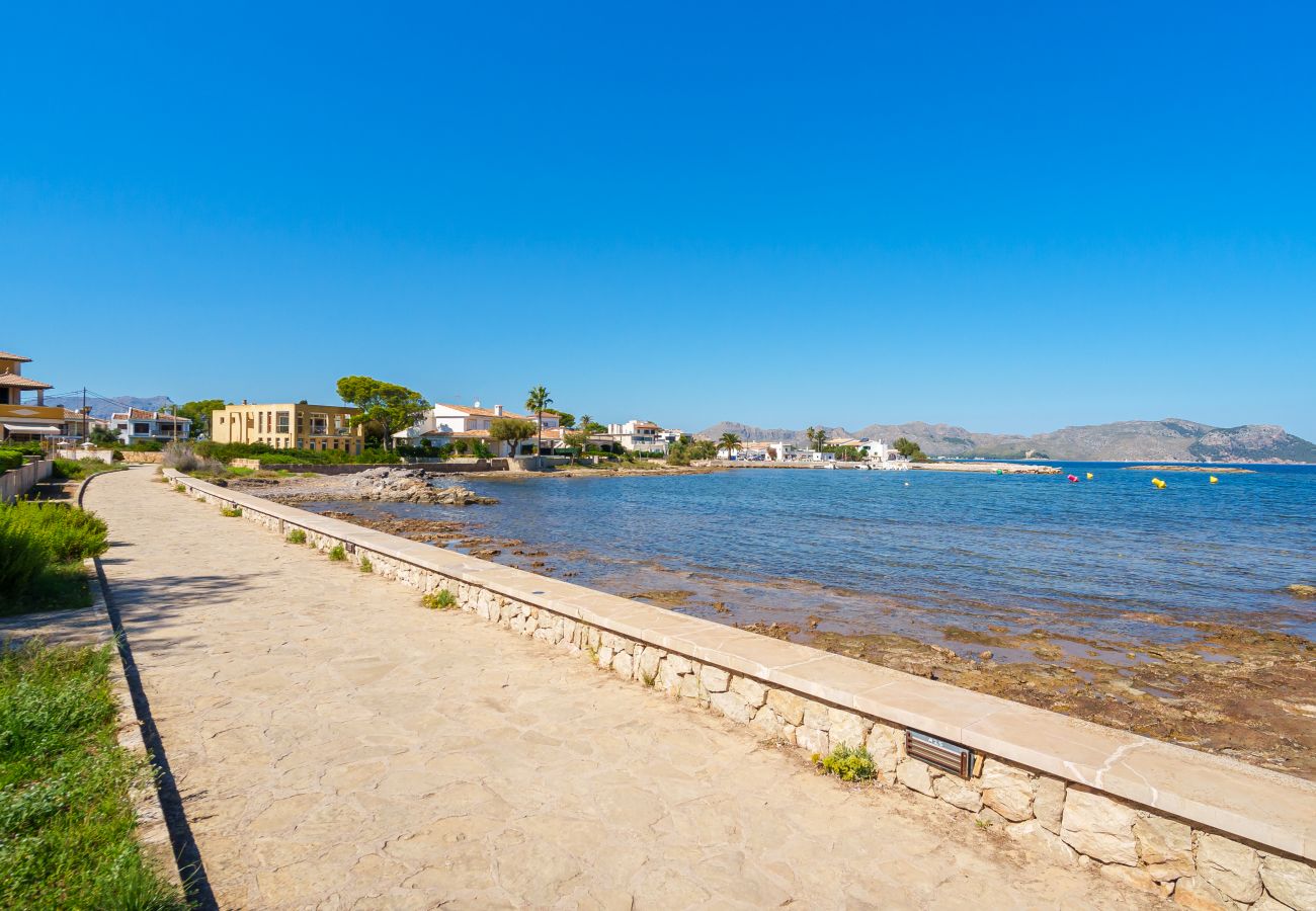 Appartement à Alcudia - PERICAS première ligne de la mer d'Alcudia, pour 8 p. WiFi gratuit