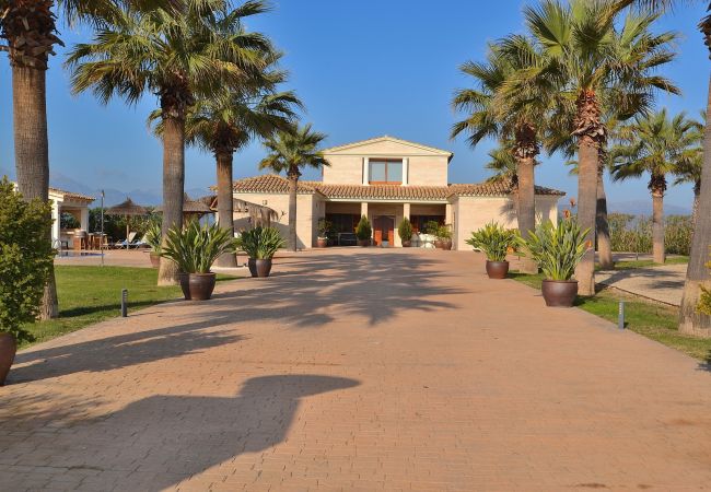 Villa à Sa Pobla - 261 Villa Son Manyo ET/1982 by Mallorca Charme Villa à Sa Pobla - 261 Villa Son Manyo ET/1982 by Mallorca Charme