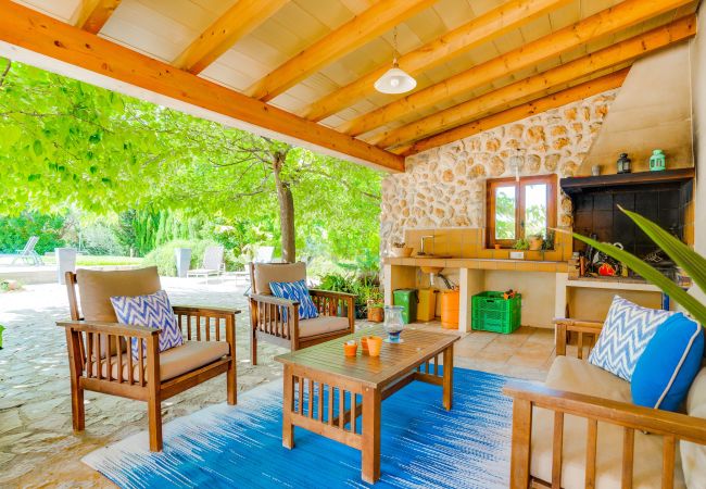 Domaine à Inca - PORXET Au cœur de l'île, une oasis de paix avec une piscine pour 6 personnes