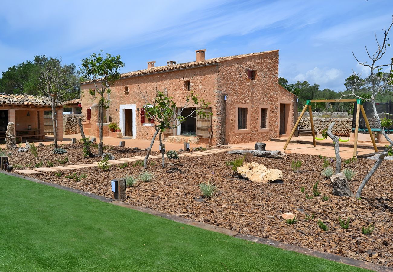 Gîte Rural à Llubi - 005 Finca Can Cortana ETV/7345 by Mallorca Cha