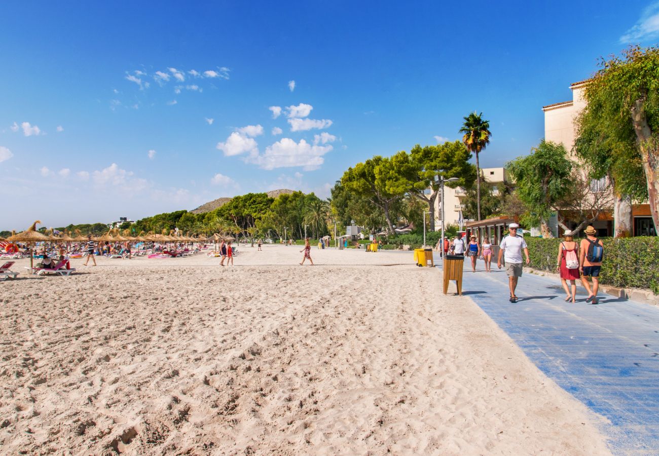 Appartement à Alcudia - CARABELA BEACH pour 4 avec piscine à 10 m de la plage