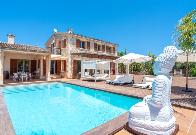 Villa à Alcudia - CAN OLIVA Magnifique et moderne finca pour 8 personnes avec piscine Alcudia