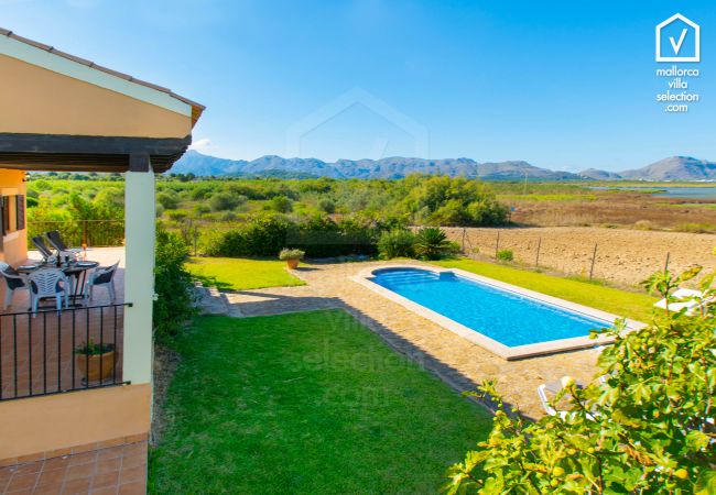 Villa à Alcudia - Finca ALBUFERETA pour 4 personnes avec piscine et vues à Alcudia