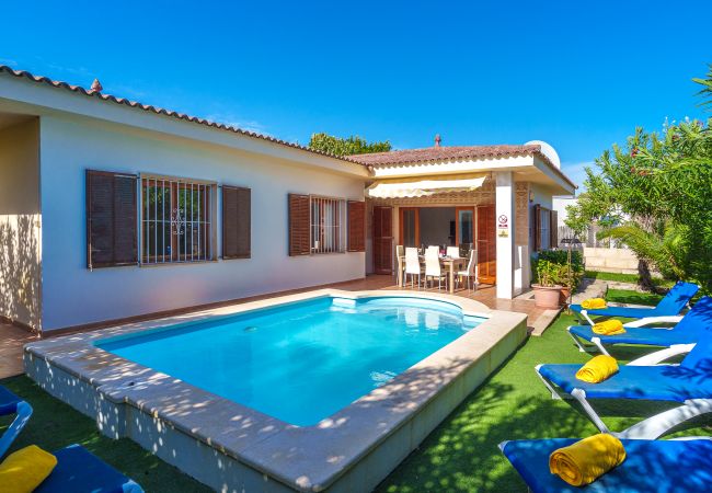  à Alcúdia - Gran Canal maison avec piscine à quelques mètres de la plage d'Alcudia