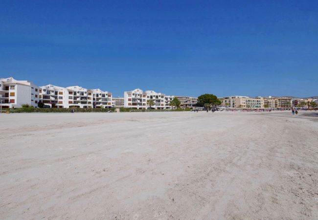 Appartement à Alcudia - Appartement Anglada 54 face à la plage pour 4 personnes avec piscine