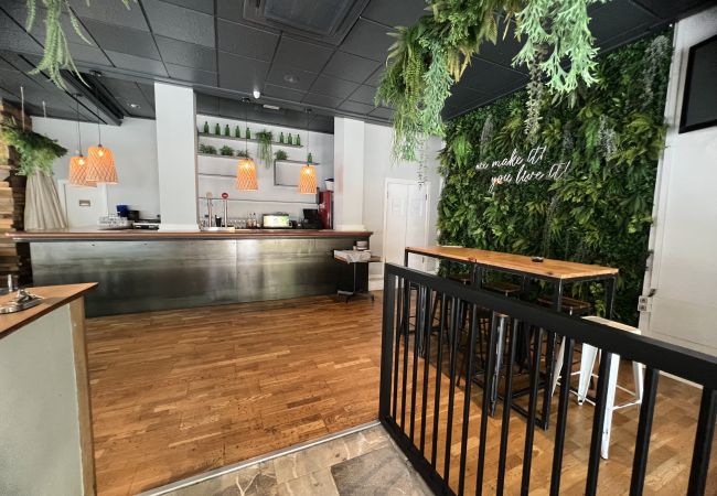 Local Commercial à Alcúdia -  restaurante en Pto. Alcudia (traspasado) Local Commercial à Alcúdia -  restaurante en Pto. Alcudia (traspasado)