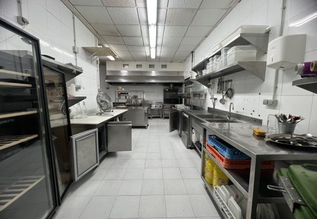 Local Commercial à Alcúdia -  restaurante en Pto. Alcudia (traspasado) Local Commercial à Alcúdia -  restaurante en Pto. Alcudia (traspasado)