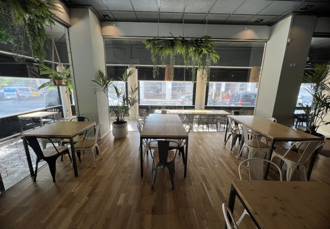 Local Commercial à Alcúdia -  restaurante en Pto. Alcudia (traspasado) Local Commercial à Alcúdia -  restaurante en Pto. Alcudia (traspasado)