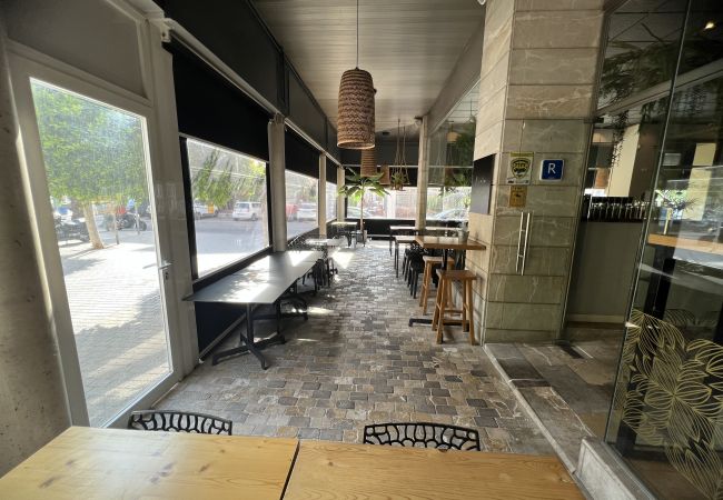 Local Commercial à Alcúdia -  restaurante en Pto. Alcudia (traspasado) Local Commercial à Alcúdia -  restaurante en Pto. Alcudia (traspasado)