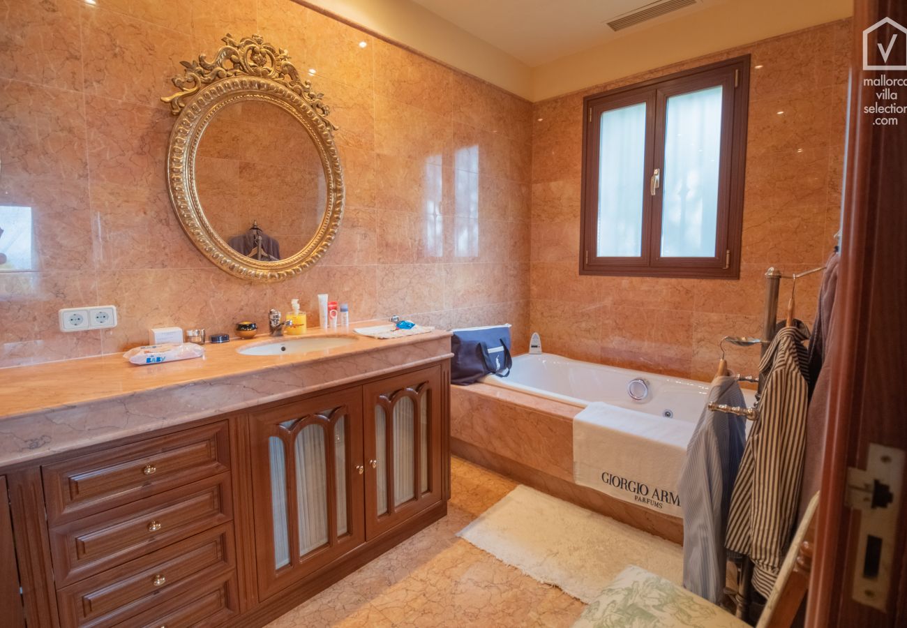 villa à Son Verí Nou - Villa en Son Veri Nou en primera linea del mar villa à Son Verí Nou - Villa en Son Veri Nou en primera linea del mar