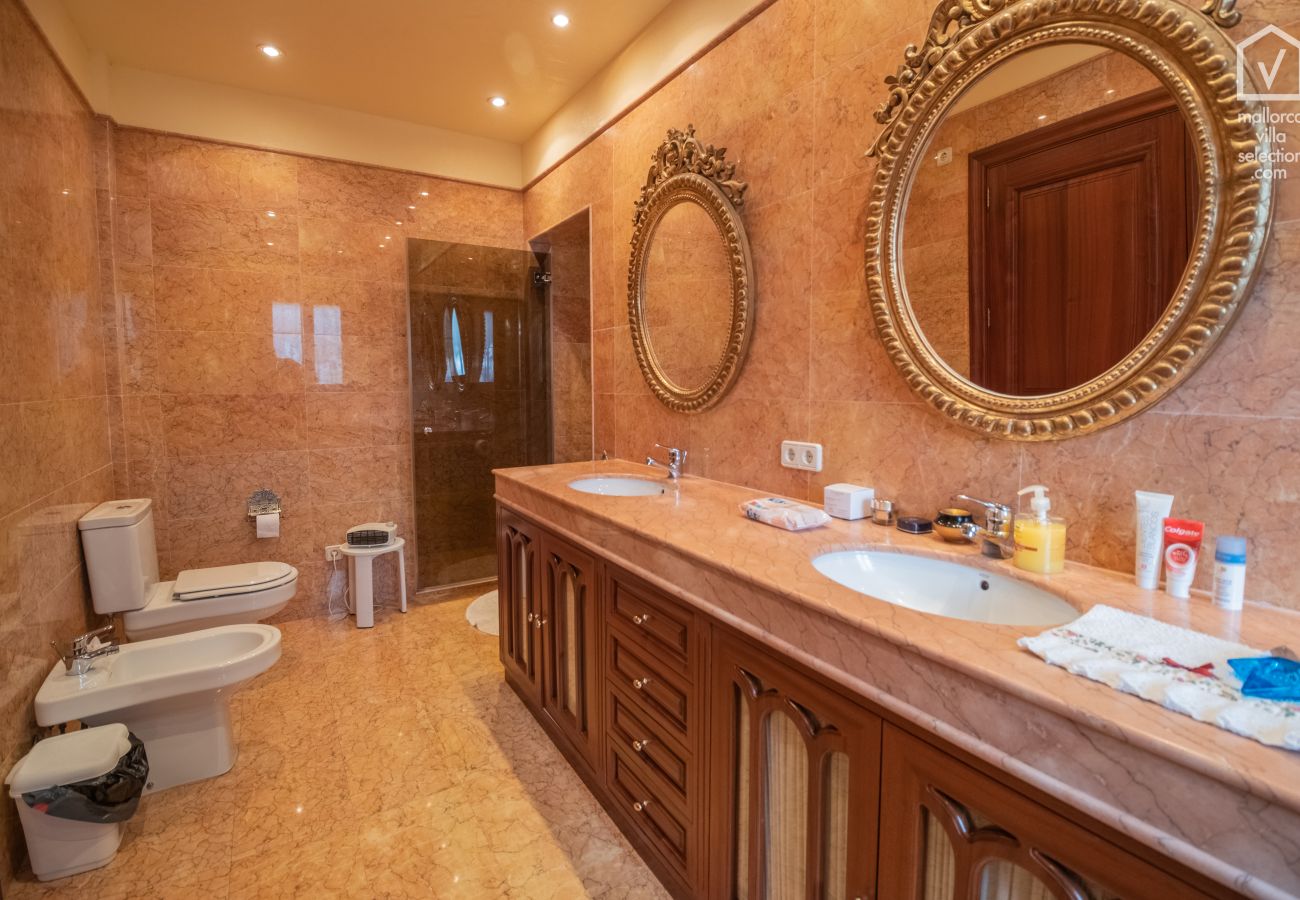 villa à Son Verí Nou - Villa en Son Veri Nou en primera linea del mar villa à Son Verí Nou - Villa en Son Veri Nou en primera linea del mar