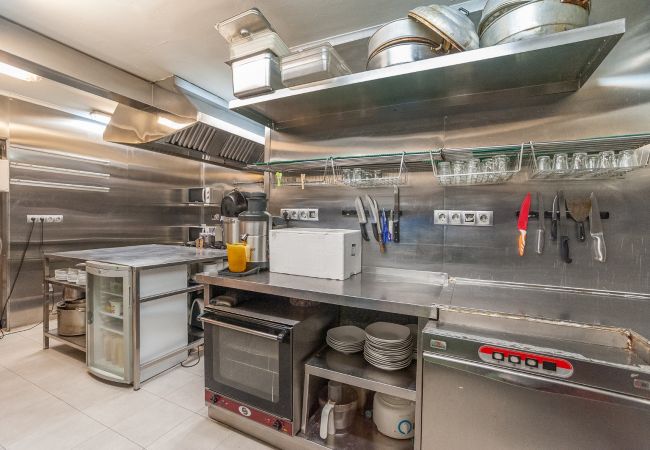 Local Commercial à Palma de Mallorca - Restaurante en venta en Palma Local Commercial à Palma de Mallorca - Restaurante en venta en Palma