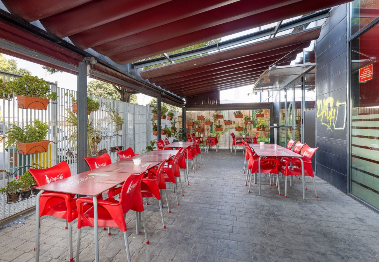 Local Commercial à Palma de Mallorca - Bar restaurante poligono son castelló (TRASPASO) Local Commercial à Palma de Mallorca - Bar restaurante poligono son castelló (TRASPASO)