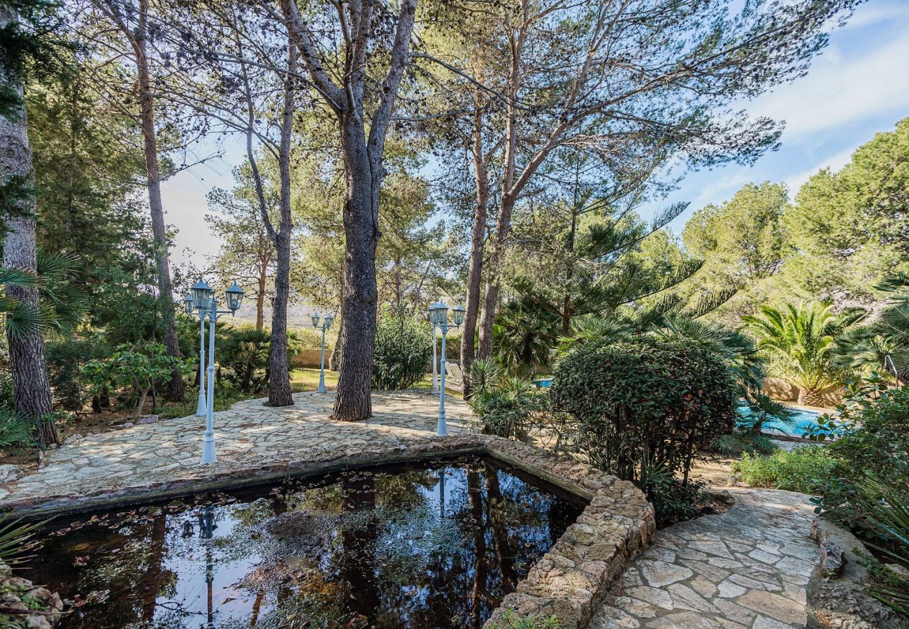 Villa en Cala Sant Vicenç - villa cala carbó Villa en Cala Sant Vicenç - villa cala carbó